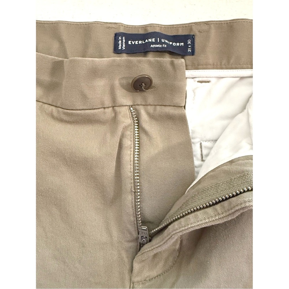 Everlane Uniform Athletic Fit Performance Chino Pants Khaki Tan 31 x 30